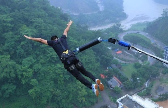 Bungee Jumping in Mussoorie